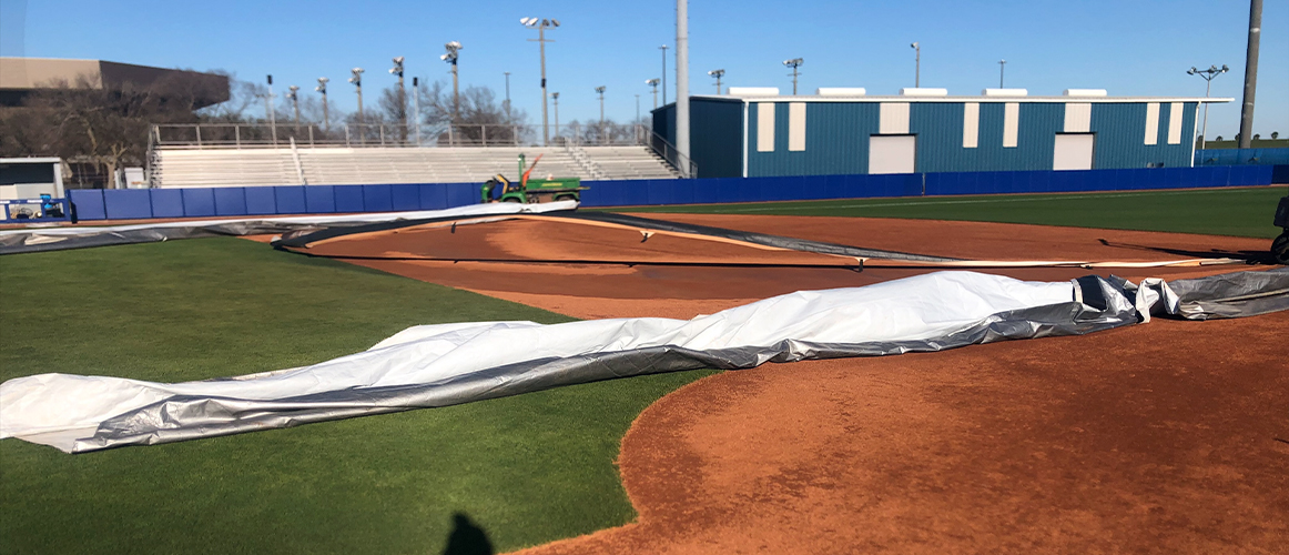 UNO field tarp